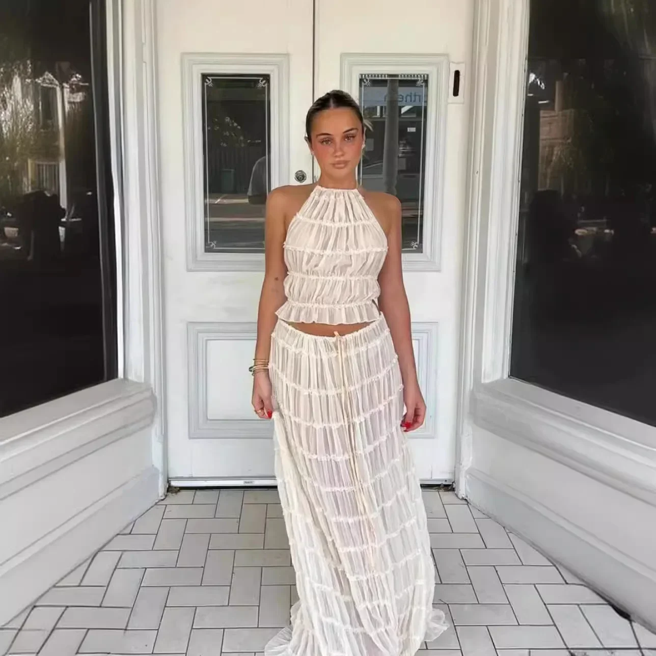 2025 Summer New Sexy Backless Neck Pleated Lace Vest Long Dress Set Foreign Trade Cross-border European and American
2025 Summer New Sexy Backless Neck Pleated Lace Vest Long Dress Set Foreign Trade Cross-border European and American