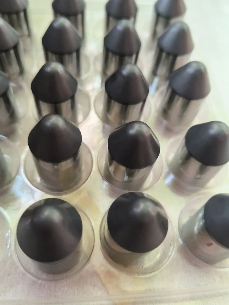 10pcs Diamond Composite 1427 Special-shaped PDC Tooth Oil Drilling Bit Geological Exploration Rock Strata Coal Mine Gravel
10pcs Diamond Composite 1427 Special-shaped PDC Tooth Oil Drilling Bit Geological Exploration Rock Strata Coal Mine Gravel
