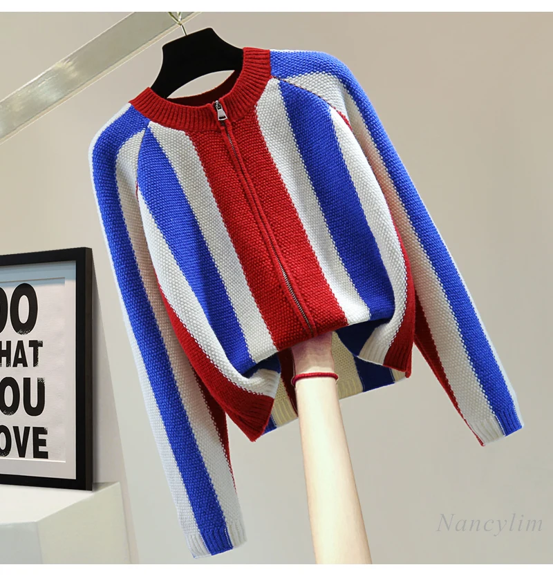 Color Matching Striped Crew Neck Knitted Sweater Women Fall Winter High Waist Short Straight Zipper Long Sleeve Cardigan
Color Matching Striped Crew Neck Knitted Sweater Women Fall Winter High Waist Short Straight Zipper Long Sleeve Cardigan