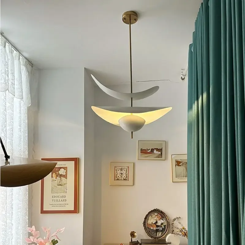 Nordic Simple Restaurant Chandelier Modern Art Flower Pendant Lamp for Dining Room Bar Bedroom LED Lighting Suspension Luminaire
Nordic Simple Restaurant Chandelier Modern Art Flower Pendant Lamp for Dining Room Bar Bedroom LED Lighting Suspension Luminaire