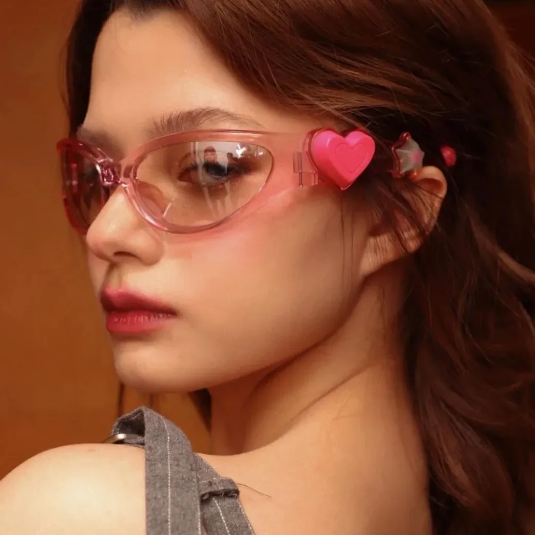 Y2K Heart Sunglasses Retro Punk Oval Shades - Colorful Mirror Lens Women Men Unisex Flower Goggles Trendy
Y2K Heart Sunglasses Retro Punk Oval Shades - Colorful Mirror Lens Women Men Unisex Flower Goggles Trendy