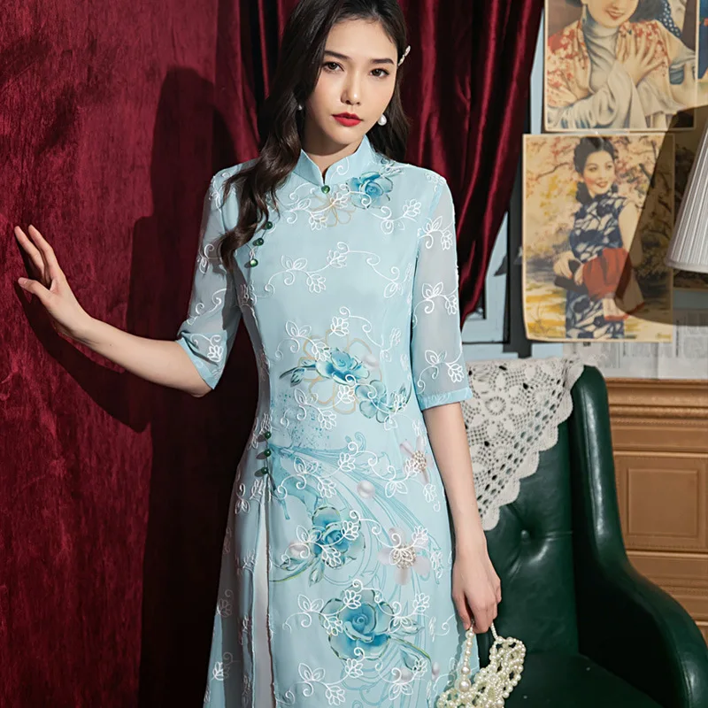 Blue Pink Chiffon Embroidery Cheongsam Mid Long Slim Mother Dress Elegant Traditional Evening Dresses Plus Size Qipao
Blue Pink Chiffon Embroidery Cheongsam Mid Long Slim Mother Dress Elegant Traditional Evening Dresses Plus Size Qipao