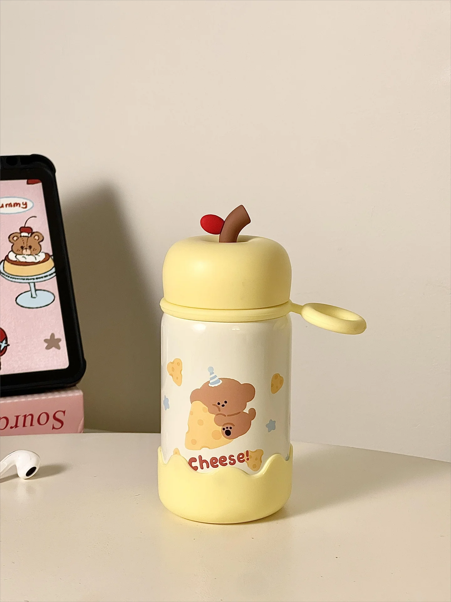 Cute Portable Pocket Water Bottle Women's High Aesthetic Stainless Steel 316 Insulated Thermos Compact Travel Cup
Cute Portable Pocket Water Bottle Women's High Aesthetic Stainless Steel 316 Insulated Thermos Compact Travel Cup