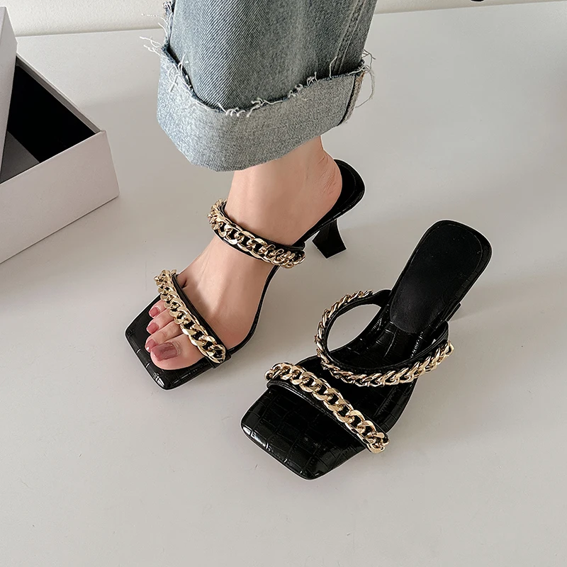Women's Summer Shoes Fahion Chains Sandals Black Silver High Heel Open Toe Sandals Sexy Women's Shoes Outer Wear Slippers
Women's Summer Shoes Fahion Chains Sandals Black Silver High Heel Open Toe Sandals Sexy Women's Shoes Outer Wear Slippers