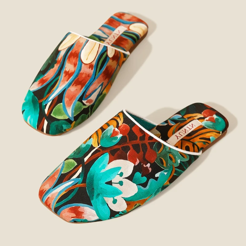 Unique Colorful Floral Pattern Slippers for Women Comfortable Soft Non-slip House Slippers Fashion Bohemian-style Designer Shoes
Unique Colorful Floral Pattern Slippers for Women Comfortable Soft Non-slip House Slippers Fashion Bohemian-style Designer Shoes