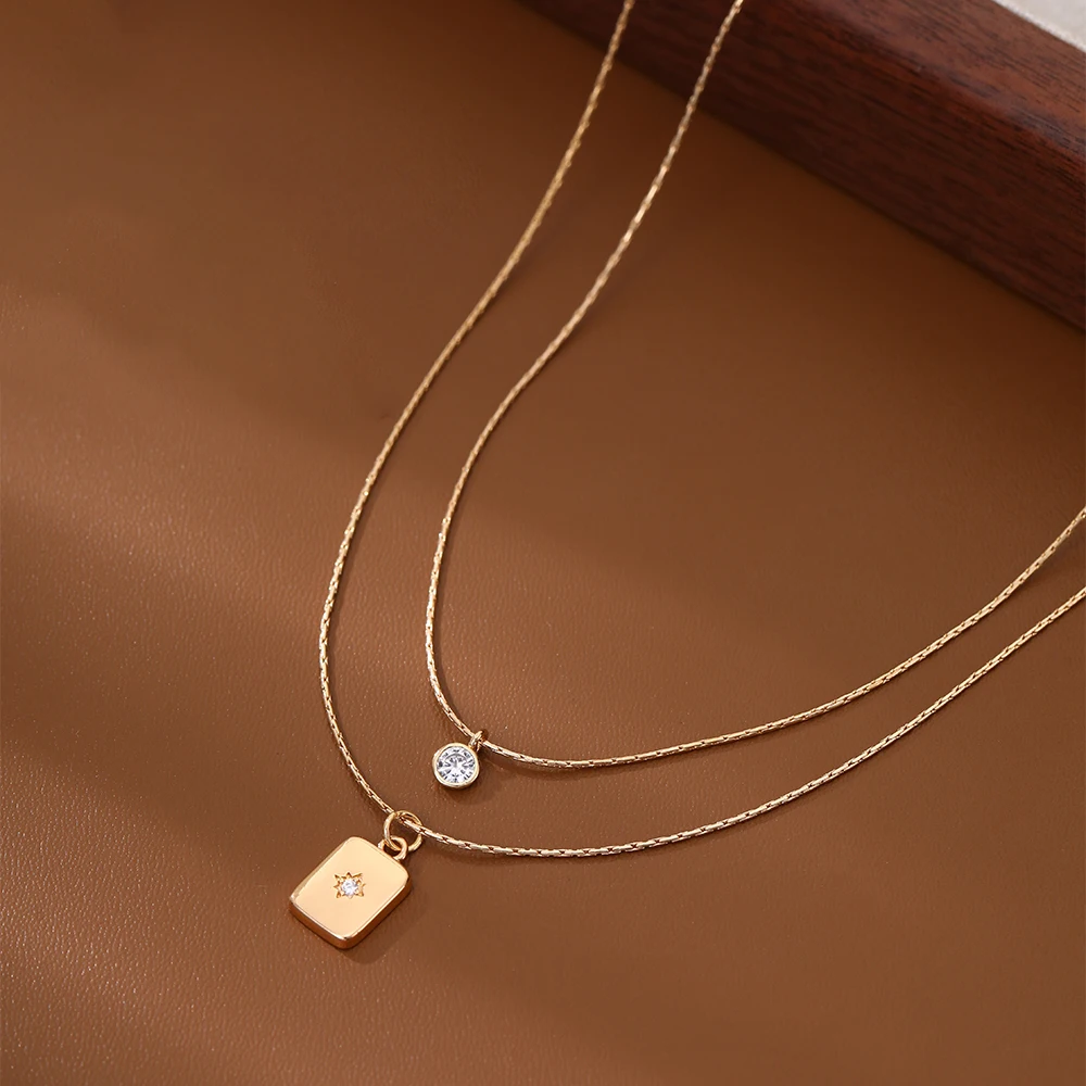 2Pcs Golden Hoop Necklace Set with Square Bead Zircon Pendant Classic Romantic Jewelry for Party Vacation Concert
2Pcs Golden Hoop Necklace Set with Square Bead Zircon Pendant Classic Romantic Jewelry for Party Vacation Concert
