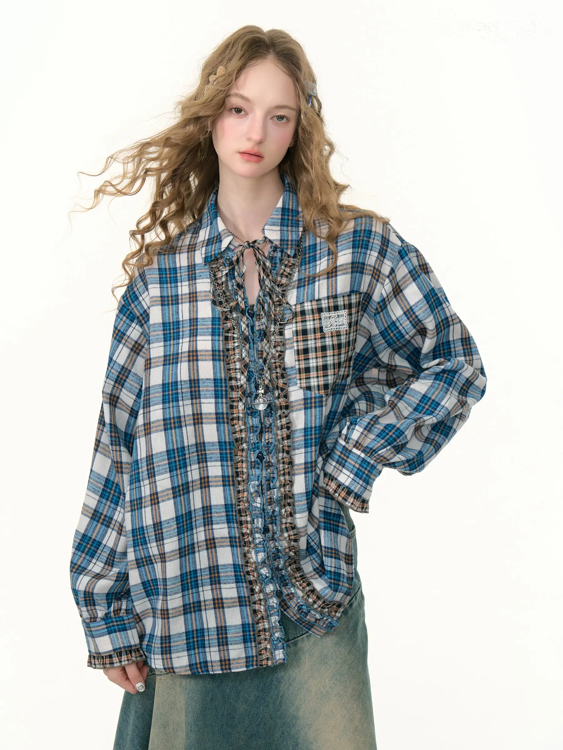 Женская рубашка ZiziFei в американском ретро-стиле с длинными рукавами, сине-белая в клетку, весна-осень, свободный крой, смесь полиэстера и хлопка
Женская рубашка ZiziFei в американском ретро-стиле с длинными рукавами, сине-белая в клетку, весна-осень, свободный крой, смесь полиэстера и хлопка