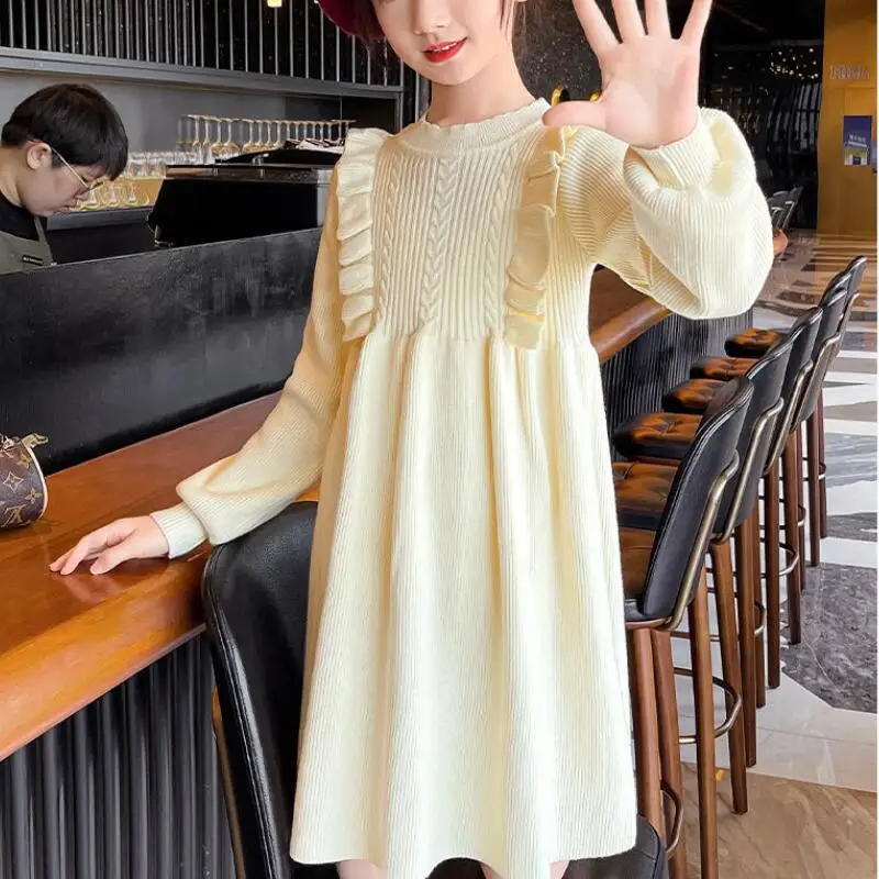 Kawaii Girl Fashion Knitwear Dress Student Autumn and Winter Casual Cartoon Round Neck Sweater Knitted Skirt Children's Clothing
Kawaii Girl Fashion Knitwear Dress Student Autumn and Winter Casual Cartoon Round Neck Sweater Knitted Skirt Children's Clothing