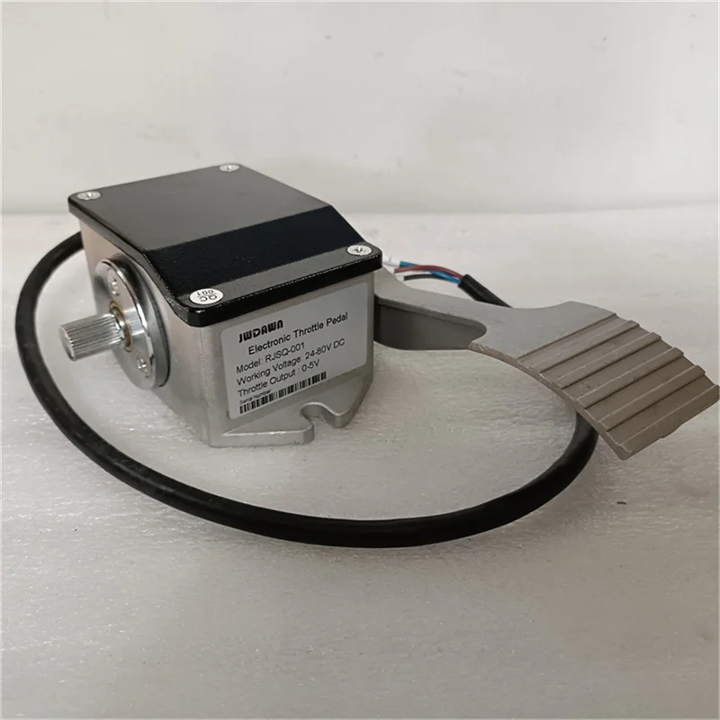 RJSQ-001 0-5V Electronic Throttle Controller Foot Acceletator Pedal Commander Sprint Booster for EZGO Golf Cart Accessories
RJSQ-001 0-5V Electronic Throttle Controller Foot Acceletator Pedal Commander Sprint Booster for EZGO Golf Cart Accessories