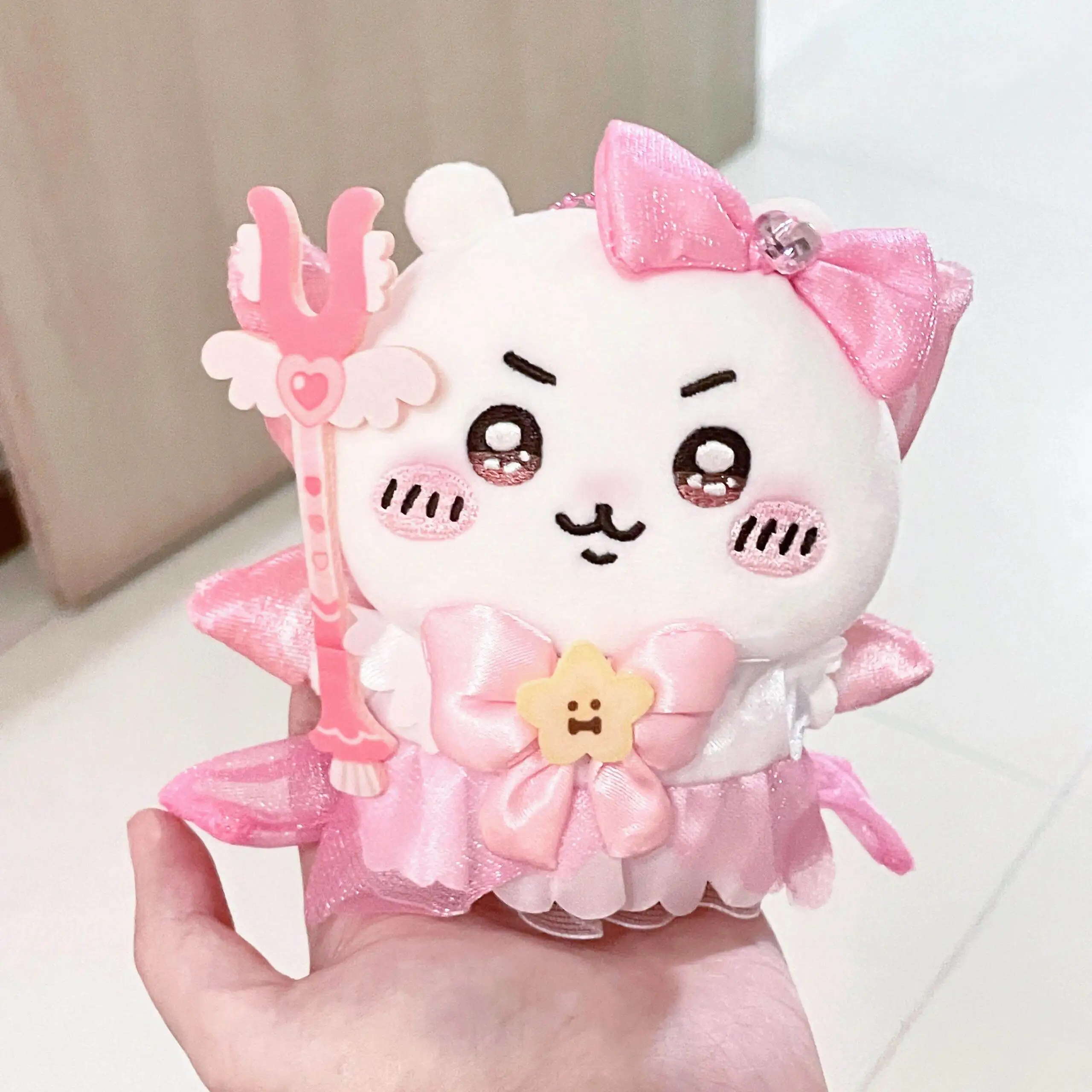 Cartoon Magical Girl Plush Toys Keychain Kawaii ハチワレ ちいかわ Pendant Ornaments Plushie Stuffed Backpack Bag Decoration Girls Gifts
Cartoon Magical Girl Plush Toys Keychain Kawaii ハチワレ ちいかわ Pendant Ornaments Plushie Stuffed Backpack Bag Decoration Girls Gifts