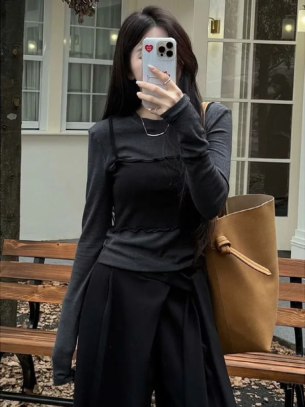 Женская футболка больших размеров с длинным рукавом, имитация двухслойности, повседневная, стройнящая, уникальная, модная, для осени 2025 года
Женская футболка больших размеров с длинным рукавом, имитация двухслойности, повседневная, стройнящая, уникальная, модная, для осени 2025 года