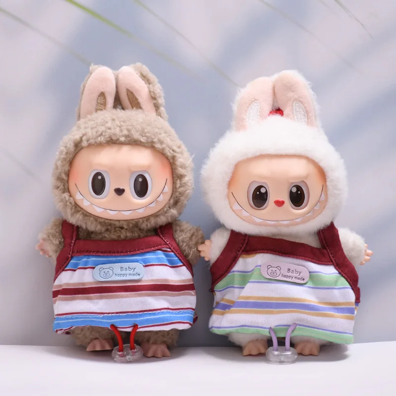 15cm/17cm LABUBU Doll Outfits: Sitting Party Gen 1-3 Bear Logo Hat, Sweater & Bag Sets – Perfect Gift For LABUBU Fans
15cm/17cm LABUBU Doll Outfits: Sitting Party Gen 1-3 Bear Logo Hat, Sweater & Bag Sets – Perfect Gift For LABUBU Fans