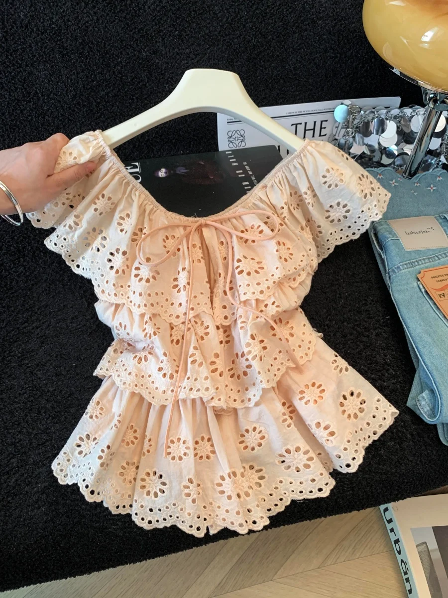Pink Orange Embroidered Hollow out Shirt Women's Fashion Summer New Style Knot Tie Belt Layering Effect Blouse
Pink Orange Embroidered Hollow out Shirt Women's Fashion Summer New Style Knot Tie Belt Layering Effect Blouse