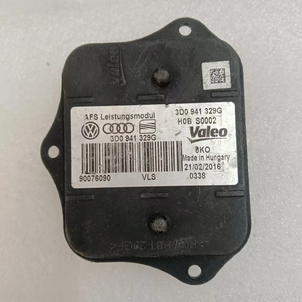 Suitable for 13 Magotan Shangku Phaeton AFS follow-up steering control module computer board controller
Suitable for 13 Magotan Shangku Phaeton AFS follow-up steering control module computer board controller