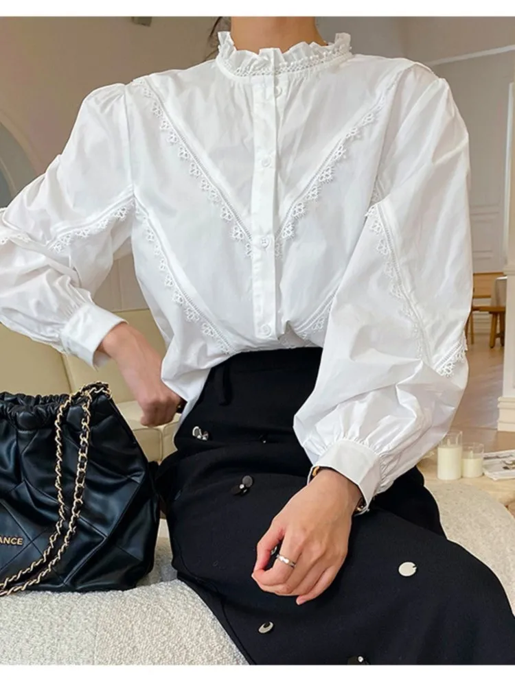 2025 Spring And Summer French White Shirt Women Ruffle Round Neck Long Sleeve Shirt Splicing Lace Embroidery Office Ladies Tops
2025 Spring And Summer French White Shirt Women Ruffle Round Neck Long Sleeve Shirt Splicing Lace Embroidery Office Ladies Tops
