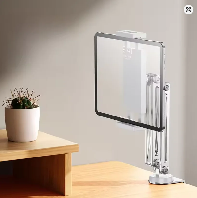 LHNX Aluminum alloy portable tablet computer stand - three-arm, 360-degree rotating stand, suitable for 12 - 17 inch tablets
LHNX Aluminum alloy portable tablet computer stand - three-arm, 360-degree rotating stand, suitable for 12 - 17 inch tablets