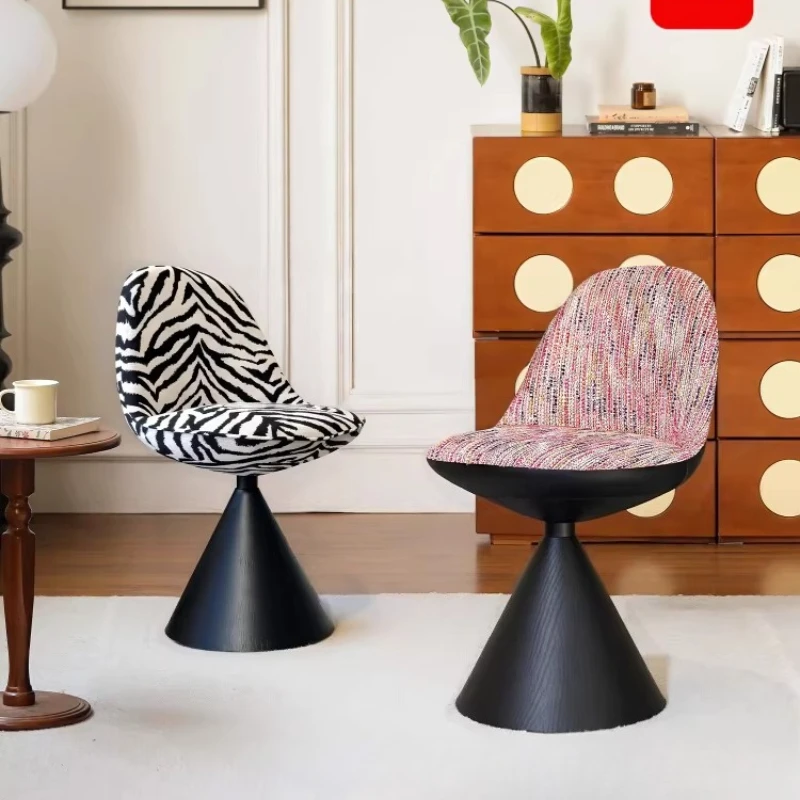 Bedroom rotating makeup chair, dressing chair
Bedroom rotating makeup chair, dressing chair