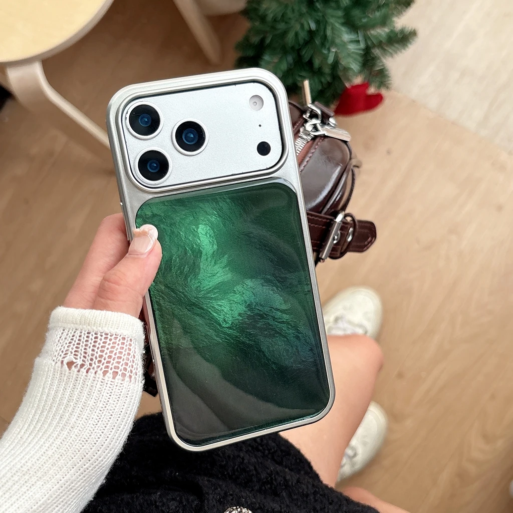 Advanced Simple Emerald Tin Foil Texture Pattern Drip Glue Silver Border Phone Cover Case for iPhone 17 16 15 14 Pro Max
Advanced Simple Emerald Tin Foil Texture Pattern Drip Glue Silver Border Phone Cover Case for iPhone 17 16 15 14 Pro Max