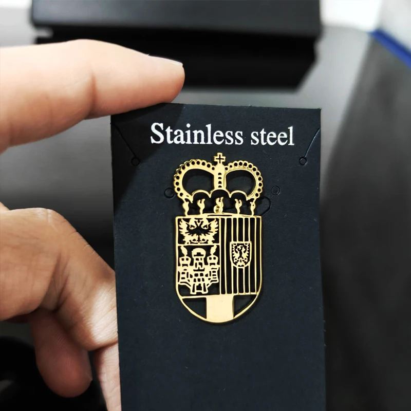 Custom Royal Family Logo Brooch Custom Stainless Steel Pattern Badge Personalized Company Club Collar Pin Anti Allergy Wholesale
Custom Royal Family Logo Brooch Custom Stainless Steel Pattern Badge Personalized Company Club Collar Pin Anti Allergy Wholesale