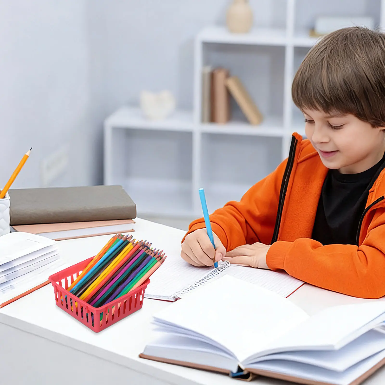 Набор из 6 пластиковых органайзеров-корзин для хранения на стол в классе, лотки-контейнеры для организации рабочего пространства
Набор из 6 пластиковых органайзеров-корзин для хранения на стол в классе, лотки-контейнеры для организации рабочего пространства