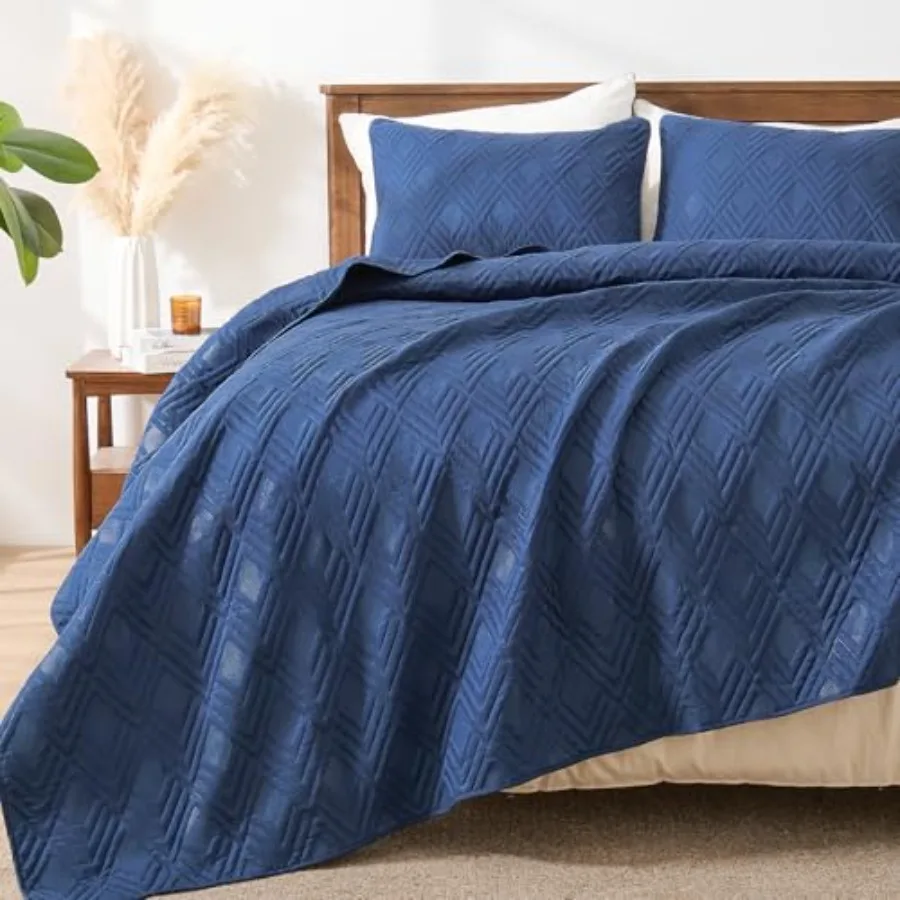 Комплекты постельного белья Queen Size: одеяло-покрывало темно-синего цвета, мягкое, легкое, предварительно стираное, 3 предмета, уютное, двустороннее, из микрофибры Ultraso
Комплекты постельного белья Queen Size: одеяло-покрывало темно-синего цвета, мягкое, легкое, предварительно стираное, 3 предмета, уютное, двустороннее, из микрофибры Ultraso