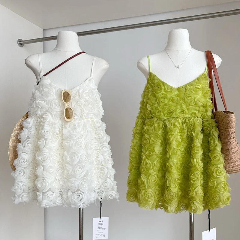 Three-dimensional Flower Camisoles Women Summer Fashion Sexy Spaghetti Strap Vest Apricot Green Tops Trendy
Three-dimensional Flower Camisoles Women Summer Fashion Sexy Spaghetti Strap Vest Apricot Green Tops Trendy