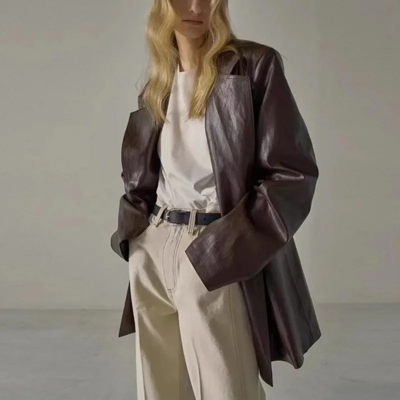 Leather jacket women PU Vintage Blazer For Women Notched Collar Long Sleeve Patchwork Pockets Casual Coat Female Fashion Clothes
Leather jacket women PU Vintage Blazer For Women Notched Collar Long Sleeve Patchwork Pockets Casual Coat Female Fashion Clothes