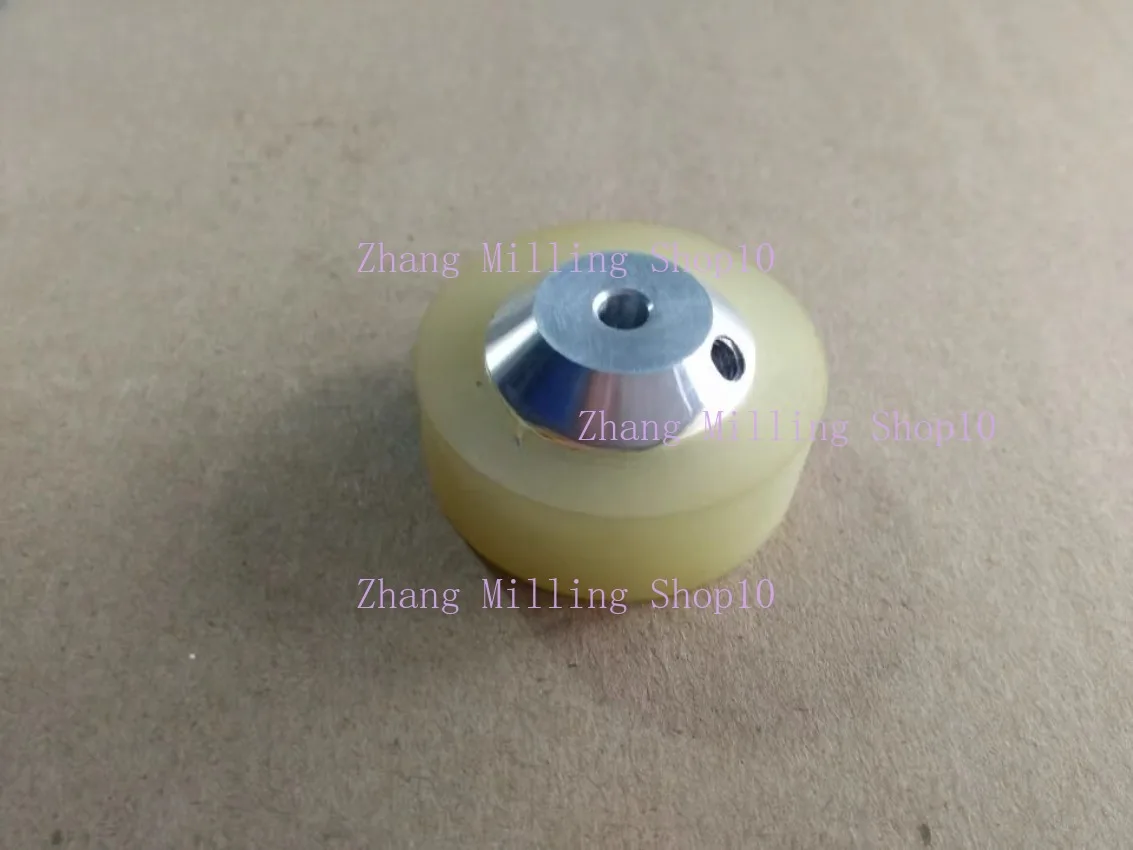 6EC100A747 Urethane Roller A401 for Upper head Ø33x13x5mm for Makino U series,EC32,EC64,EU64,SP43 6EC.100A.747,
6EC100A747 Urethane Roller A401 for Upper head Ø33x13x5mm for Makino U series,EC32,EC64,EU64,SP43 6EC.100A.747,