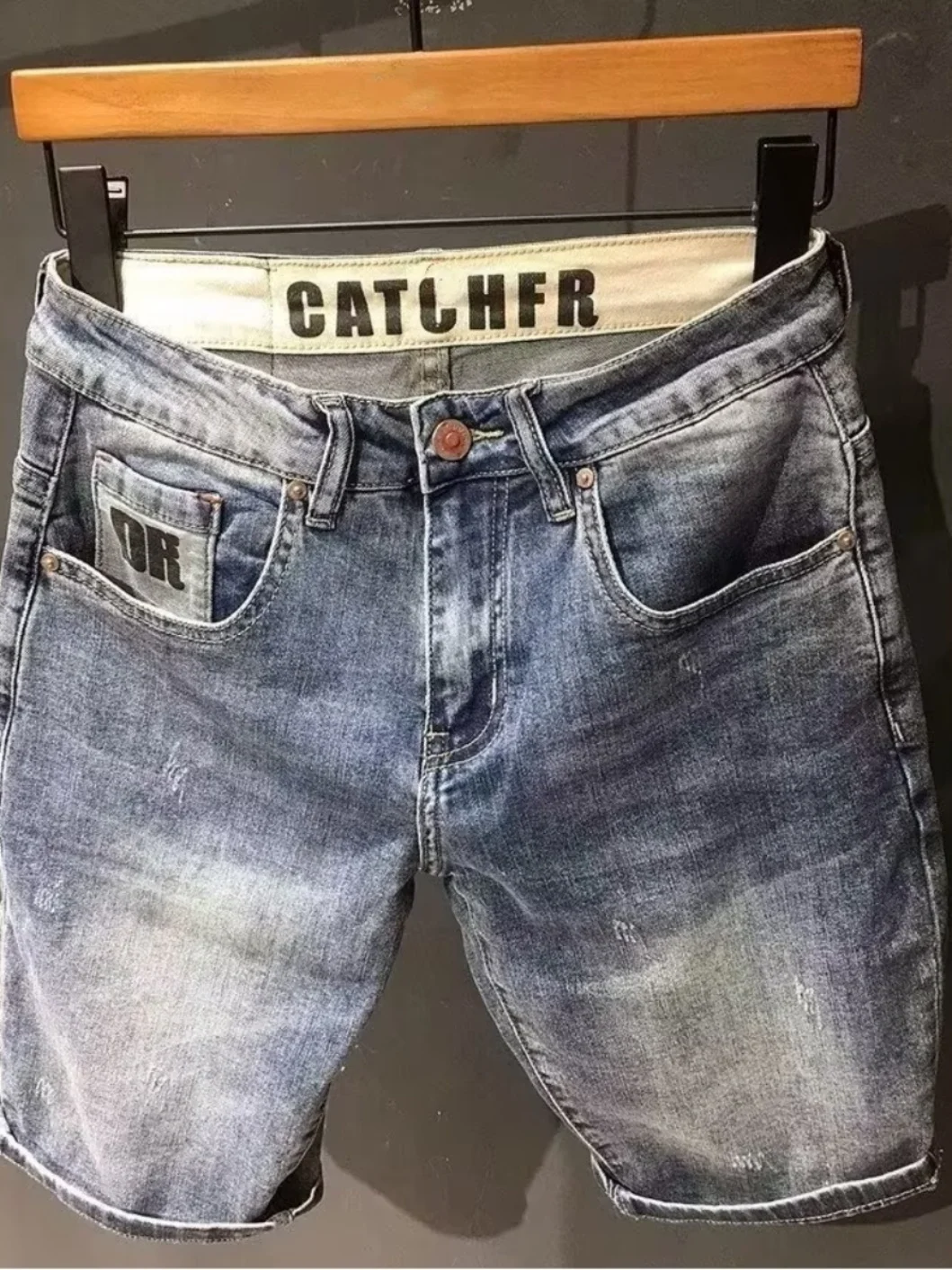 Летние винтажные джинсовые шорты с эффектом потертости, мужские повседневные брюки с пятью карманами, модные городские износостойкие джинсы прямого кроя
Летние винтажные джинсовые шорты с эффектом потертости, мужские повседневные брюки с пятью карманами, модные городские износостойкие джинсы прямого кроя