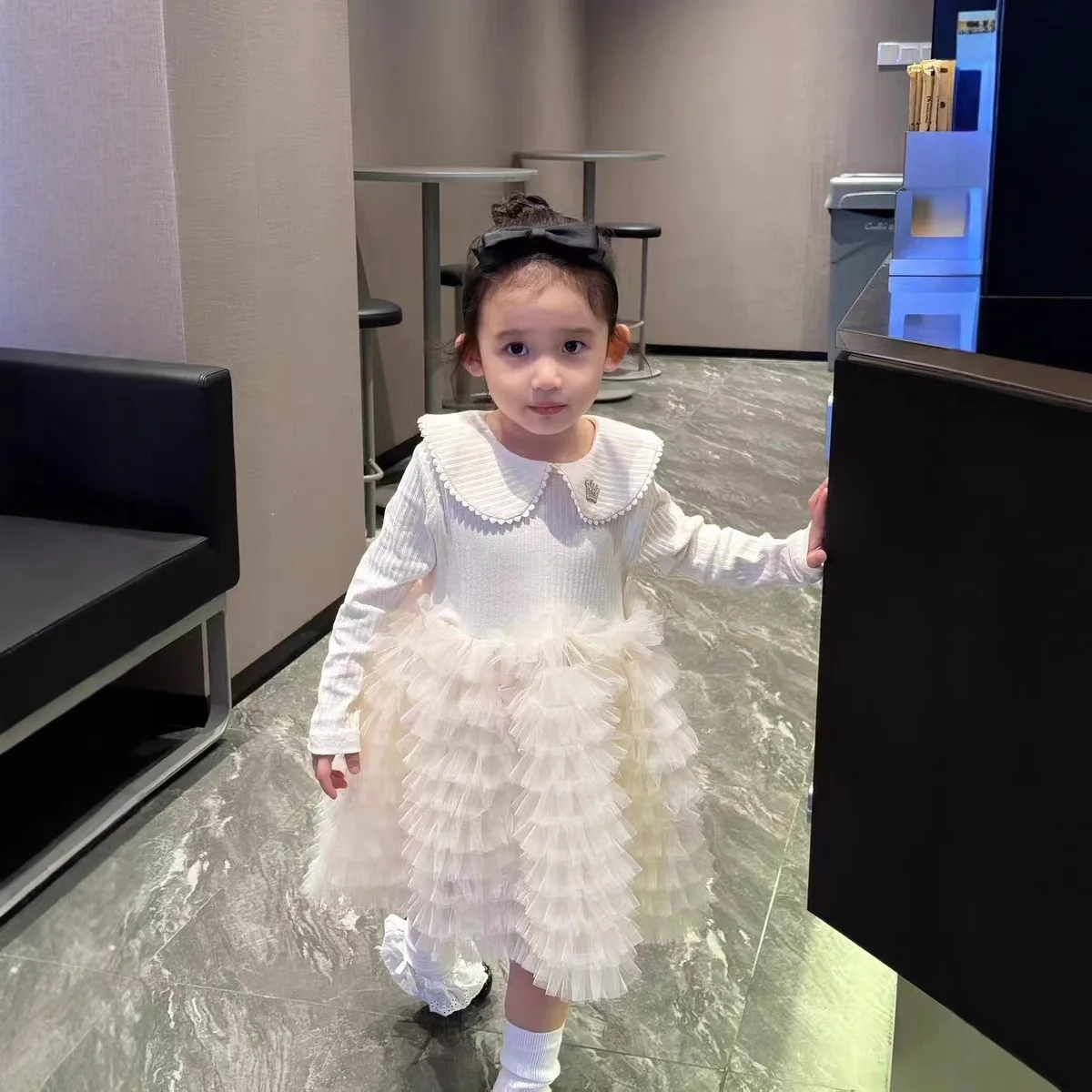 Girls Dress 2026 Spring Summer New Korean Edition Spring Western Style Lace Mesh Princess Cake Puff Skirt Fashion Wear
Girls Dress 2026 Spring Summer New Korean Edition Spring Western Style Lace Mesh Princess Cake Puff Skirt Fashion Wear