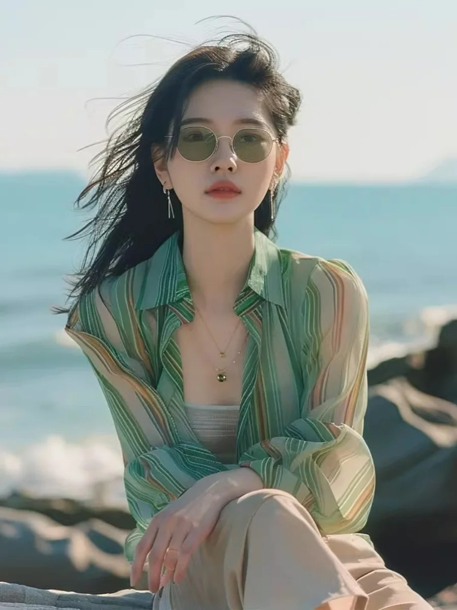 Женская рубашка в полоску с защитой от солнца, премиум-класса, от аутлет-бренда, для повседневной носки, с длинным рукавом, корейская версия
Женская рубашка в полоску с защитой от солнца, премиум-класса, от аутлет-бренда, для повседневной носки, с длинным рукавом, корейская версия