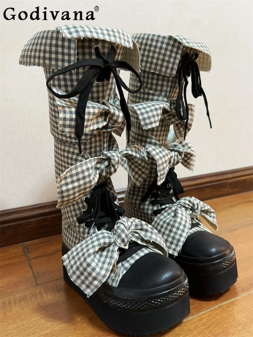 2025 New Fashion Bow High-top Boots Sweet Cute Round Head Platform Muffin Shoes Sweet Cool Girl Plaid Lace-Up Canvas Boots
2025 New Fashion Bow High-top Boots Sweet Cute Round Head Platform Muffin Shoes Sweet Cool Girl Plaid Lace-Up Canvas Boots