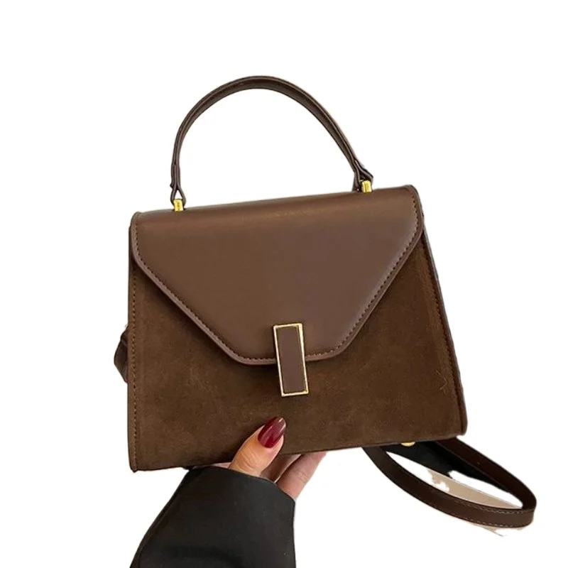 New Small Square Bag Women's Bag Japanese and Korean Fashion Foreign Style Handbag Retro Casual Versatile Shoulder Messenger Bag
New Small Square Bag Women's Bag Japanese and Korean Fashion Foreign Style Handbag Retro Casual Versatile Shoulder Messenger Bag