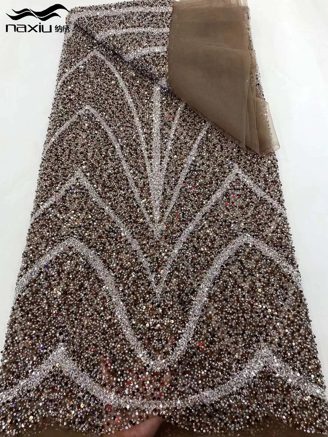Madison African Sequins Lace Fabric 2024 High Quality Embroidery Beaded Nigerian French Tulle Lace Material for Wedding Dress
Madison African Sequins Lace Fabric 2024 High Quality Embroidery Beaded Nigerian French Tulle Lace Material for Wedding Dress