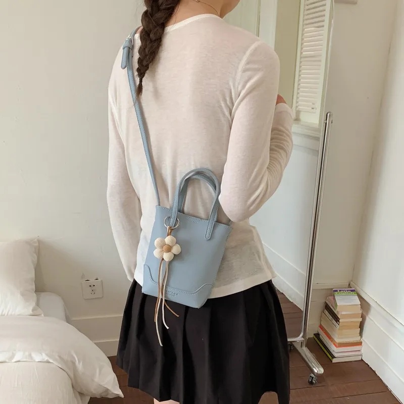 Classic Elegant Diaper Bag Paris Fashion Ladies Leather Tote Bag Unique Leisure High End Minimalist Commuter Crossbody
Classic Elegant Diaper Bag Paris Fashion Ladies Leather Tote Bag Unique Leisure High End Minimalist Commuter Crossbody