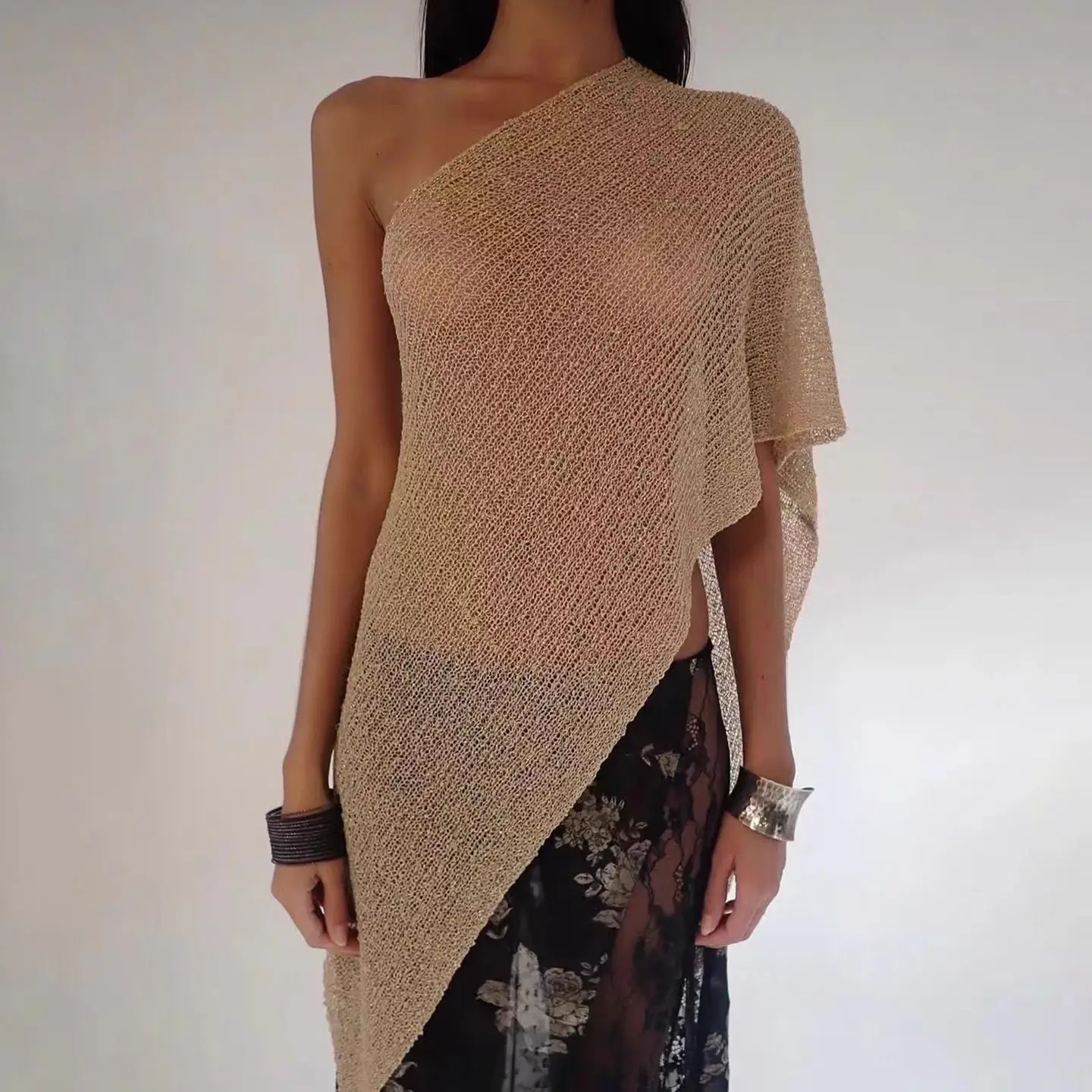 Women’S Sheer Knit One-Shoulder Top Elegant Lace Floral Skirt Lightweight Summer Beachwear Cover-Up Bohemian Casual Fashion
Women’S Sheer Knit One-Shoulder Top Elegant Lace Floral Skirt Lightweight Summer Beachwear Cover-Up Bohemian Casual Fashion 