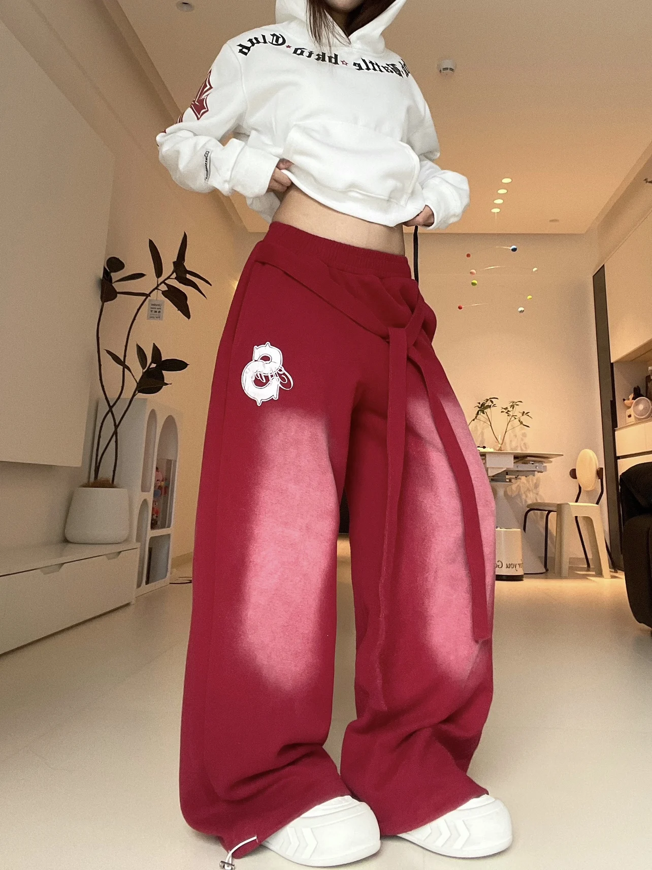 Retro Waed American Sle Jazz Dance Pants Women's Thin Wide Leg Loose Fit Red Casual Trousers Comfortable Straight Cut
Retro Waed American Sle Jazz Dance Pants Women's Thin Wide Leg Loose Fit Red Casual Trousers Comfortable Straight Cut
