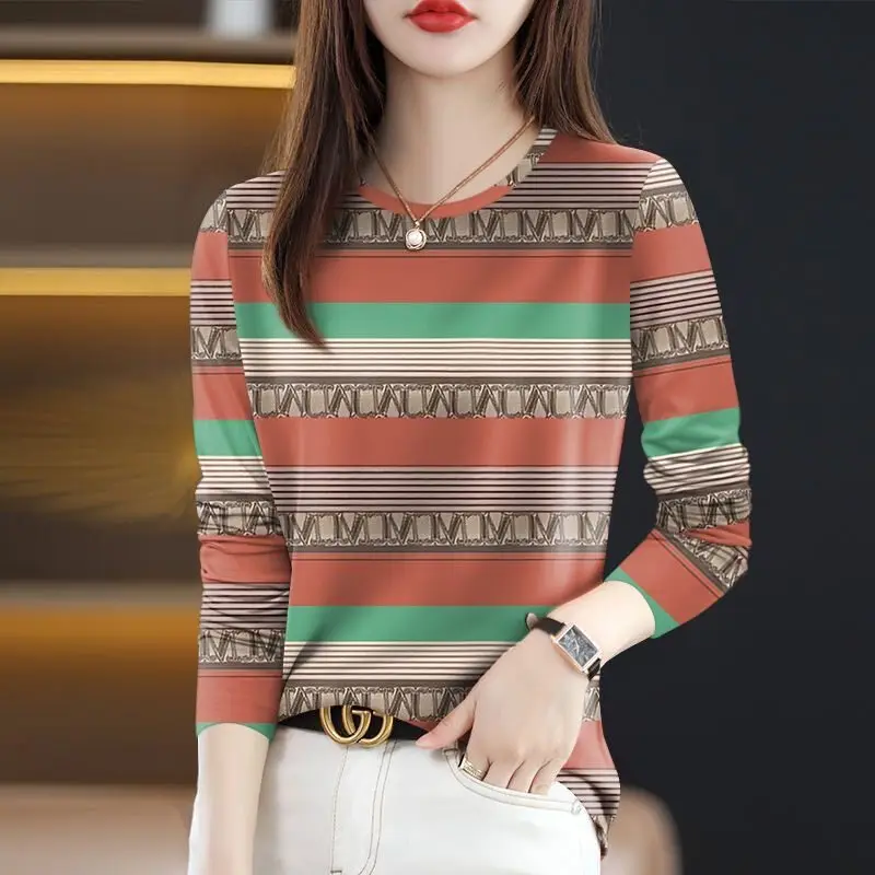 Elegant Retro Striped Long Sleeve round Neck Base Shirt Women's Fashion Mommy Clothes Belly Cover Slimming Trendy Top
Elegant Retro Striped Long Sleeve round Neck Base Shirt Women's Fashion Mommy Clothes Belly Cover Slimming Trendy Top
