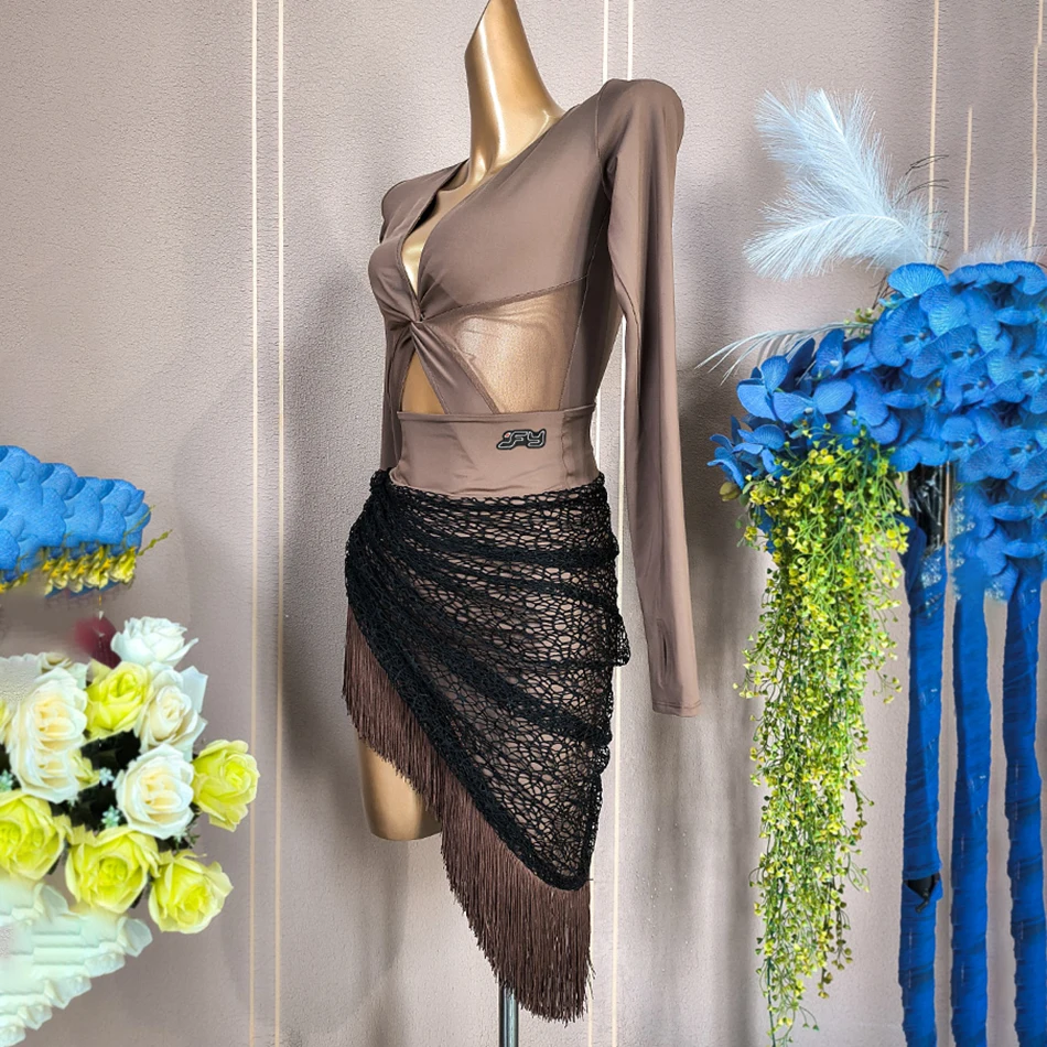 2026 Professional Latin Dance Dress Fringe Stage Performance Costumes Cha Cha Samba Rumba Dance Wear V-Neck Dress ALW194
2026 Professional Latin Dance Dress Fringe Stage Performance Costumes Cha Cha Samba Rumba Dance Wear V-Neck Dress ALW194