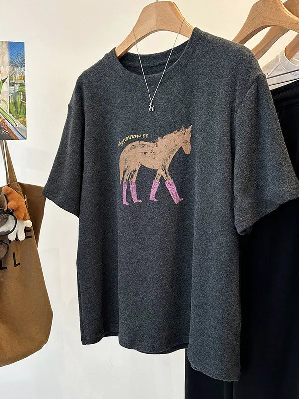 Comfortable Thickened Short Sleeve T-Shirt Women's Base Layer with Personalized Print Fluffy Korean Style Winter Top
Comfortable Thickened Short Sleeve T-Shirt Women's Base Layer with Personalized Print Fluffy Korean Style Winter Top