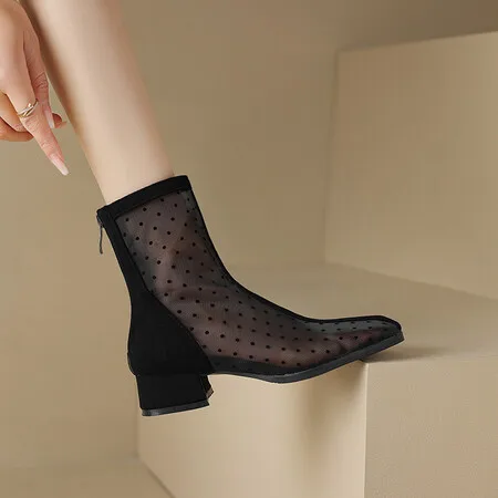 2024 Summer New Fashion Mesh Booties Short Tube High Heels Hollow Women's Breathable Hollow Out Boots Thick Heel Sandals
2024 Summer New Fashion Mesh Booties Short Tube High Heels Hollow Women's Breathable Hollow Out Boots Thick Heel Sandals