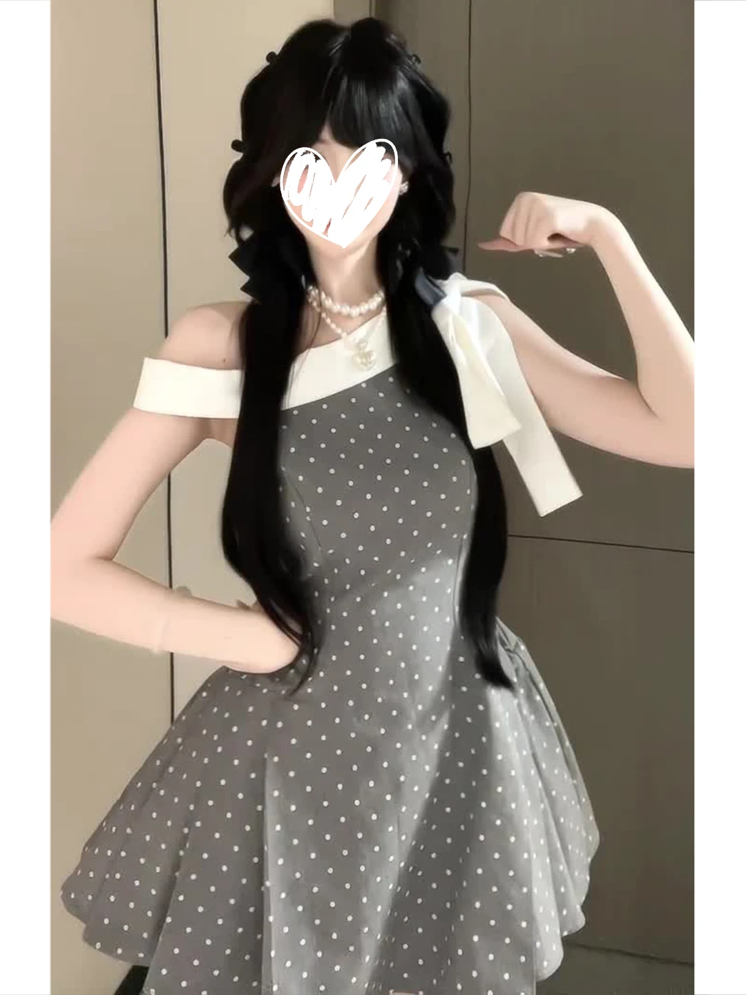 Spring 2026 New Style Beautiful Grey Polka Dot Asymmetrical Shoulder Women's Dress Slimming A-Line Short Skirt Sweet Waist De...
Spring 2026 New Style Beautiful Grey Polka Dot Asymmetrical Shoulder Women's Dress Slimming A-Line Short Skirt Sweet Waist De...