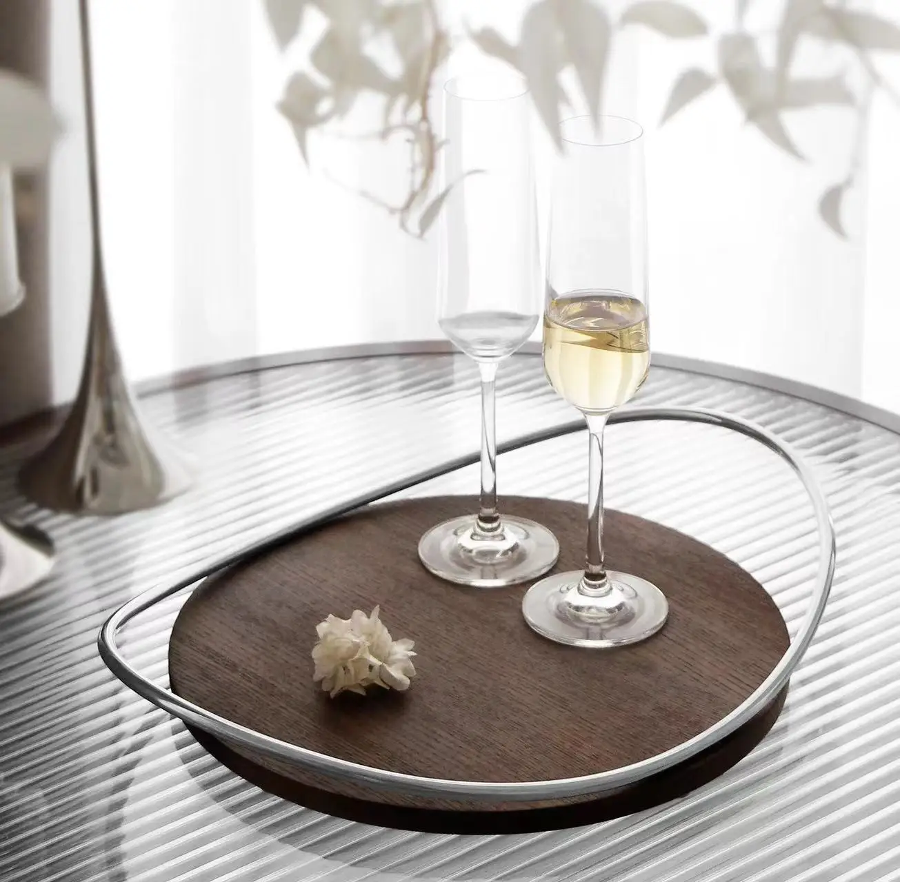 Oval Wooden Stainless Steel Tray Afternoon Tea Coffee Cup Light luxury Mirror Metal Aromatherapy Tray Desktop Serving Tray
Oval Wooden Stainless Steel Tray Afternoon Tea Coffee Cup Light luxury Mirror Metal Aromatherapy Tray Desktop Serving Tray