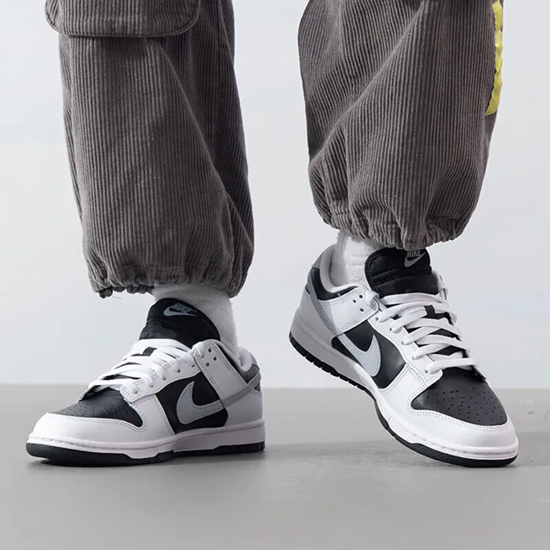 Nike men's shoes new low-help lightweight comfortable DUNK fashion trend casual shoe IB4620-141
Nike men's shoes new low-help lightweight comfortable DUNK fashion trend casual shoe IB4620-141