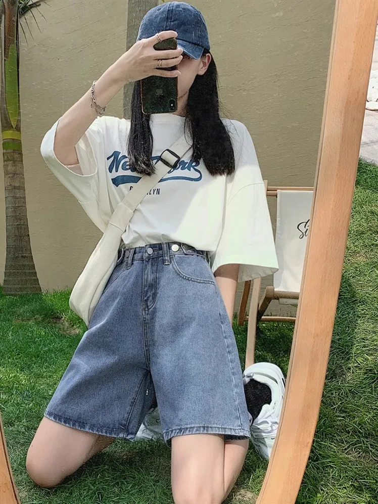 Slimming High Waist Wide Leg Jeans Women's Spring Summer Loose Fit Five-Quarter Shorts Straight Cut Trendy Casual Denim
Slimming High Waist Wide Leg Jeans Women's Spring Summer Loose Fit Five-Quarter Shorts Straight Cut Trendy Casual Denim