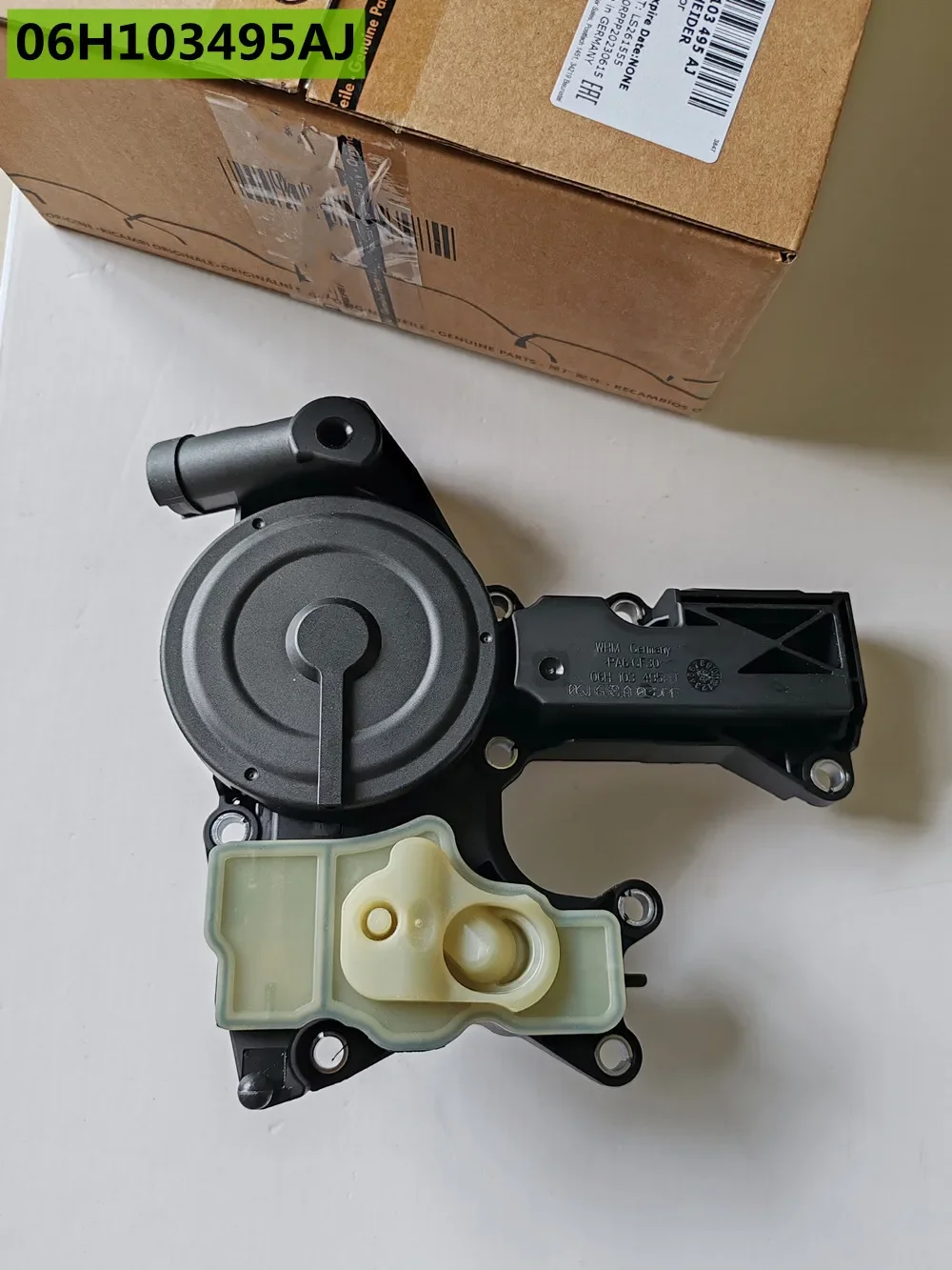 Made In Germany Upgraded OEM Engine Oil Separator PCV Valve For Audi A4 A5 Q5 VW Jetta GTI 06H103495AJ 06H103495AD 06H103495H
Made In Germany Upgraded OEM Engine Oil Separator PCV Valve For Audi A4 A5 Q5 VW Jetta GTI 06H103495AJ 06H103495AD 06H103495H