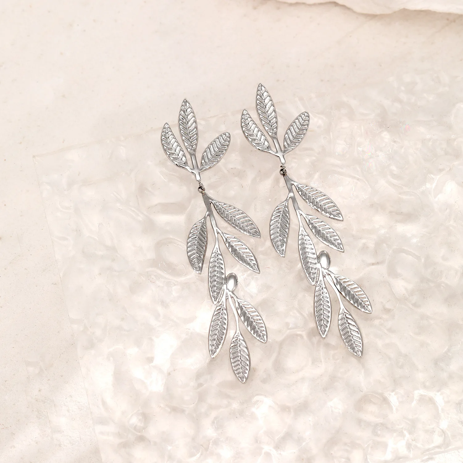 Stainless Steel Silver Color Clover Leaf Branch Tree Dangle Earring For Women Delicate Leaves Style Girl Party Jewelry
Stainless Steel Silver Color Clover Leaf Branch Tree Dangle Earring For Women Delicate Leaves Style Girl Party Jewelry