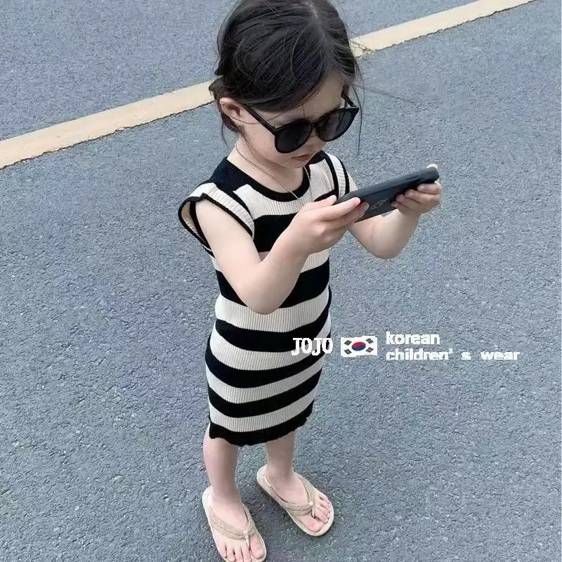 Children's clothing Girls' baby tight breathable dress women's fashionable slim-fitting striped sleeveless skirt
Children's clothing Girls' baby tight breathable dress women's fashionable slim-fitting striped sleeveless skirt
