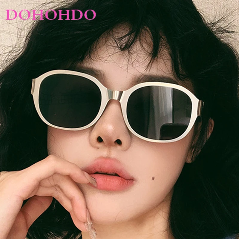 Retro Metal Frame Oval Sunglasses Women New Luxury Brand Designer Punk Men Eyewear Driving Travel Sunglasses Ladies UV400 Lentes 
Retro Metal Frame Oval Sunglasses Women New Luxury Brand Designer Punk Men Eyewear Driving Travel Sunglasses Ladies UV400 Lentes