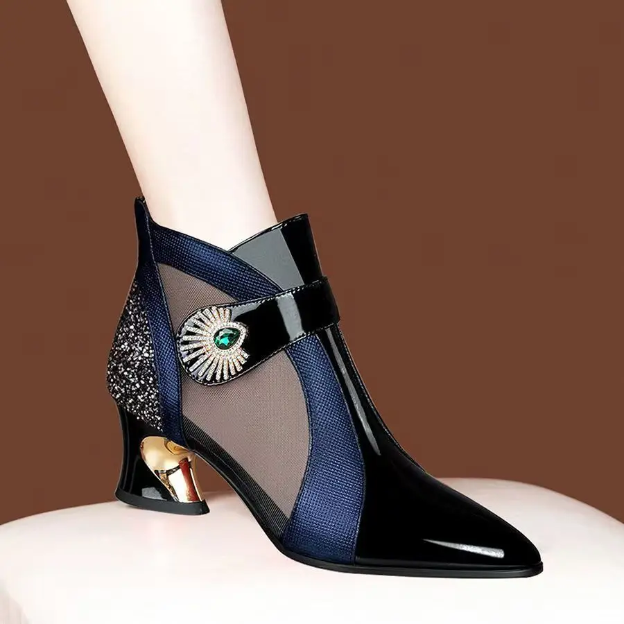 Women Leather Mesh High Heel Ankle Boots Spring Summer New Soft sole Non Slip Ethnic Style Pointed Toe High Top Cool Boots
Women Leather Mesh High Heel Ankle Boots Spring Summer New Soft sole Non Slip Ethnic Style Pointed Toe High Top Cool Boots